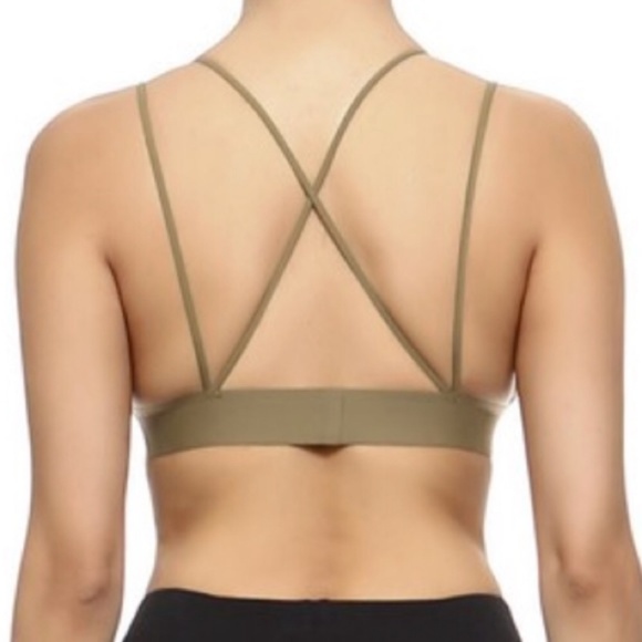 UNWORN Olive Deep V neck seamless silky bra - Picture 2 of 4